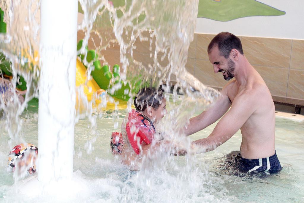 Resort Dolce Casa - Family & Spa Hotel Moena Esterno foto
